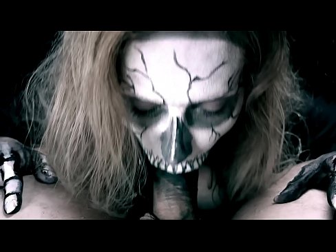 ❤️ Demon nighean sucking cock le a beul dubh agus slugadh cum. Bhidio gnè  aig porn gd.mailkassa.ru ️❤